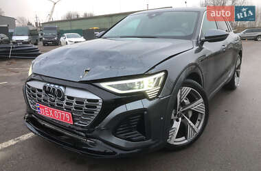 Позашляховик / Кросовер Audi Q8 e-tron 2023 в Рівному