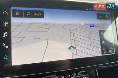 Внедорожник / Кроссовер Audi Q8 e-tron 2023 в 