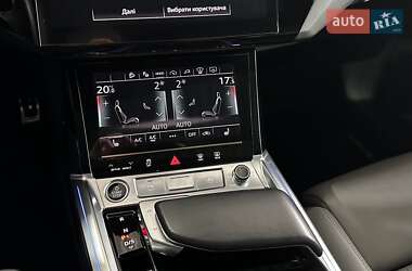 Внедорожник / Кроссовер Audi Q8 e-tron 2023 в 