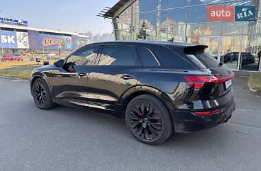 Внедорожник / Кроссовер Audi Q8 e-tron 2023 в 