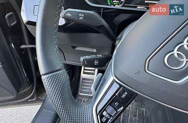 Внедорожник / Кроссовер Audi Q8 e-tron 2023 в 