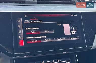 Внедорожник / Кроссовер Audi Q8 e-tron 2023 в 