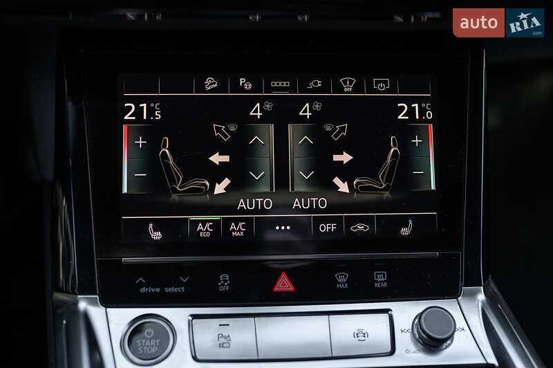 Внедорожник / Кроссовер Audi Q8 e-tron 2023 в Львове