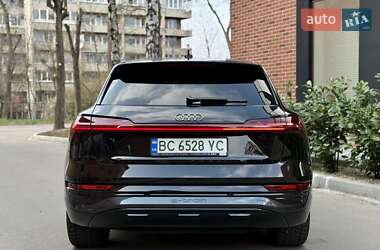 Внедорожник / Кроссовер Audi Q8 e-tron 2023 в 