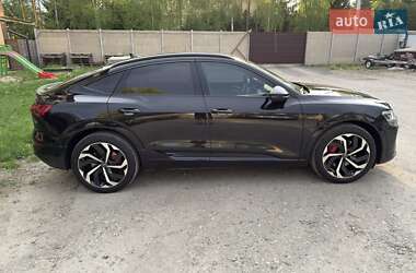 Внедорожник / Кроссовер Audi Q8 e-tron 2023 в 