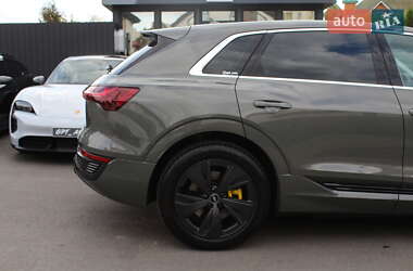 Внедорожник / Кроссовер Audi Q8 e-tron 2023 в 