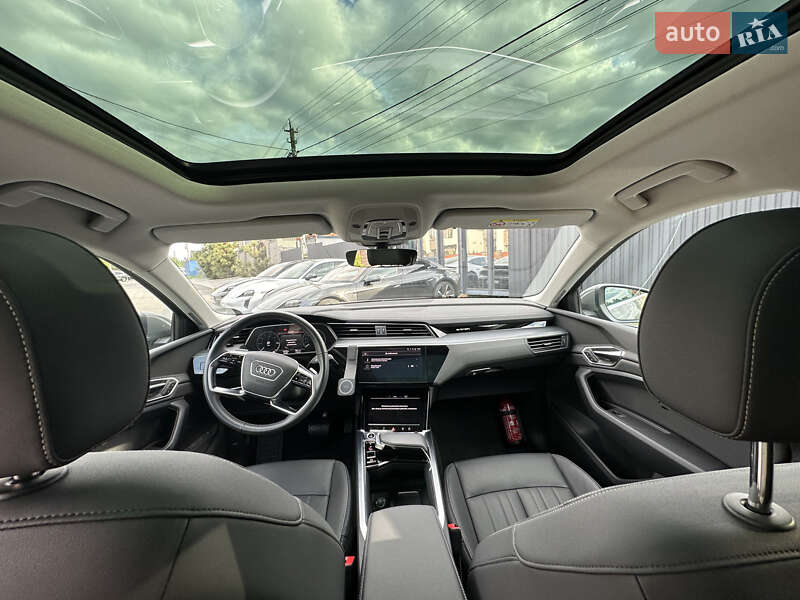 Внедорожник / Кроссовер Audi Q8 e-tron 2023 в Киеве фото 32 Внедорожник / Кроссовер Audi Q8 e-tron 2023 в Киеве