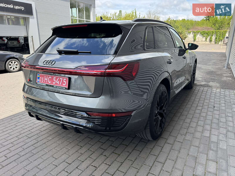 Внедорожник / Кроссовер Audi Q8 e-tron 2023 в Ровно