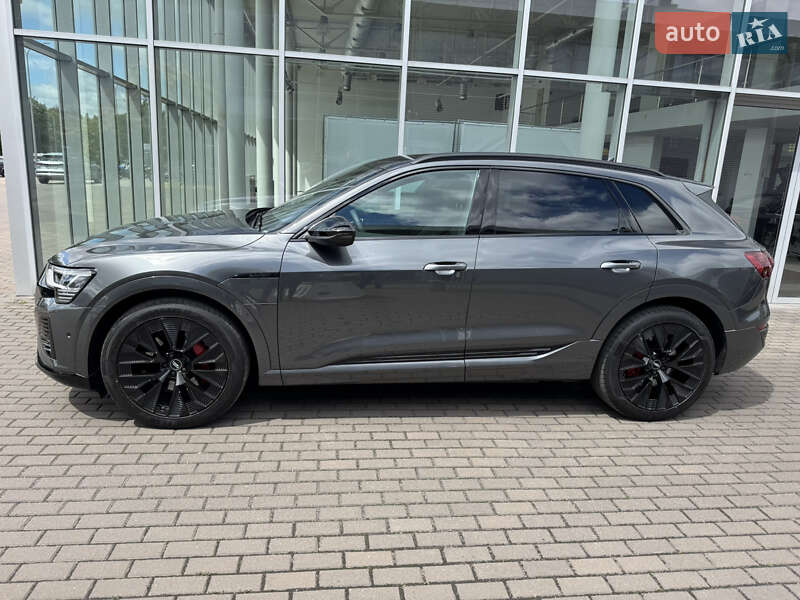 Внедорожник / Кроссовер Audi Q8 e-tron 2023 в Ровно
