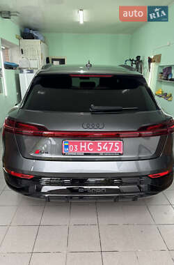 Внедорожник / Кроссовер Audi Q8 e-tron 2023 в 