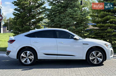 Внедорожник / Кроссовер Audi Q8 e-tron 2023 в 