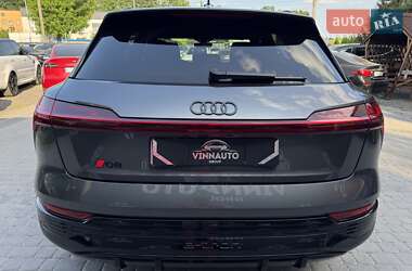 Внедорожник / Кроссовер Audi Q8 e-tron 2023 в 