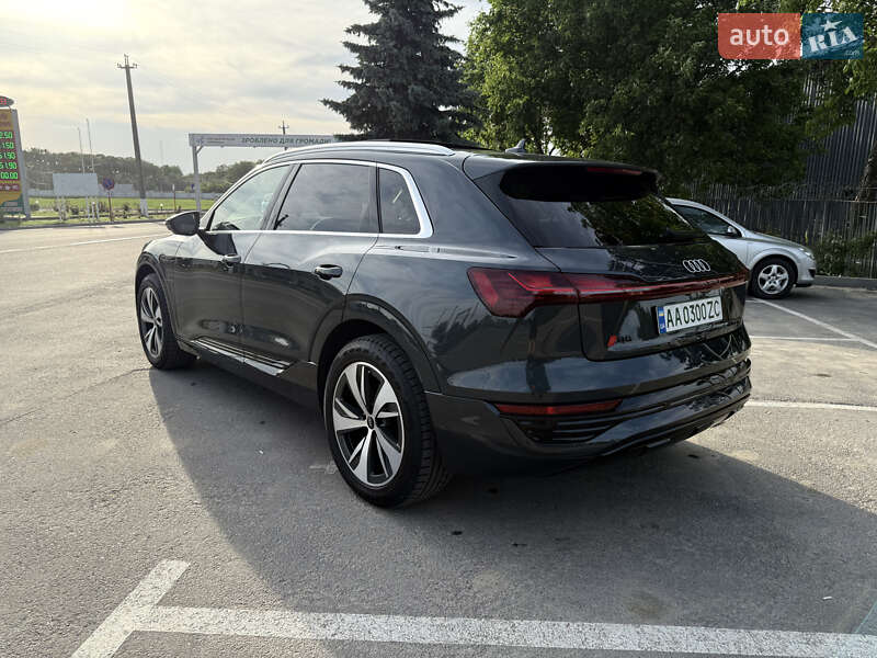 Внедорожник / Кроссовер Audi Q8 e-tron 2023 в Виннице фото 12 Внедорожник / Кроссовер Audi Q8 e-tron 2023 в Виннице