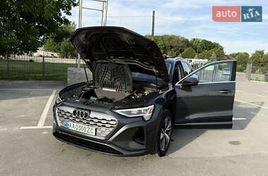 Внедорожник / Кроссовер Audi Q8 e-tron 2023 в 