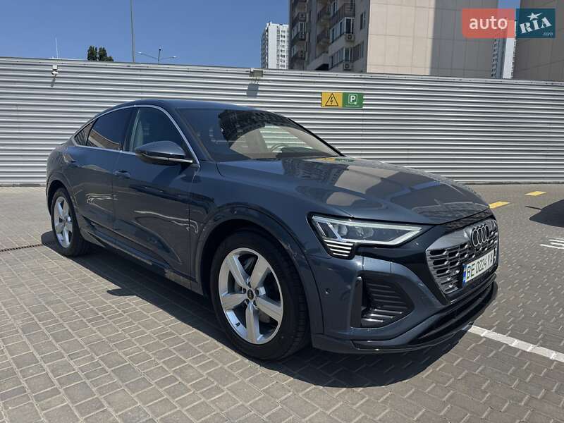 Внедорожник / Кроссовер Audi Q8 e-tron 2023 в Одессе