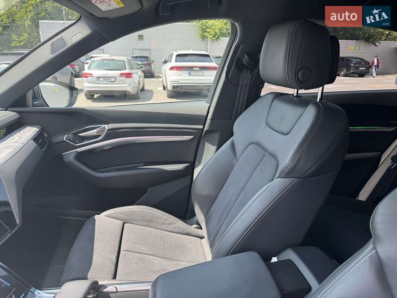 Внедорожник / Кроссовер Audi Q8 e-tron 2023 в Одессе