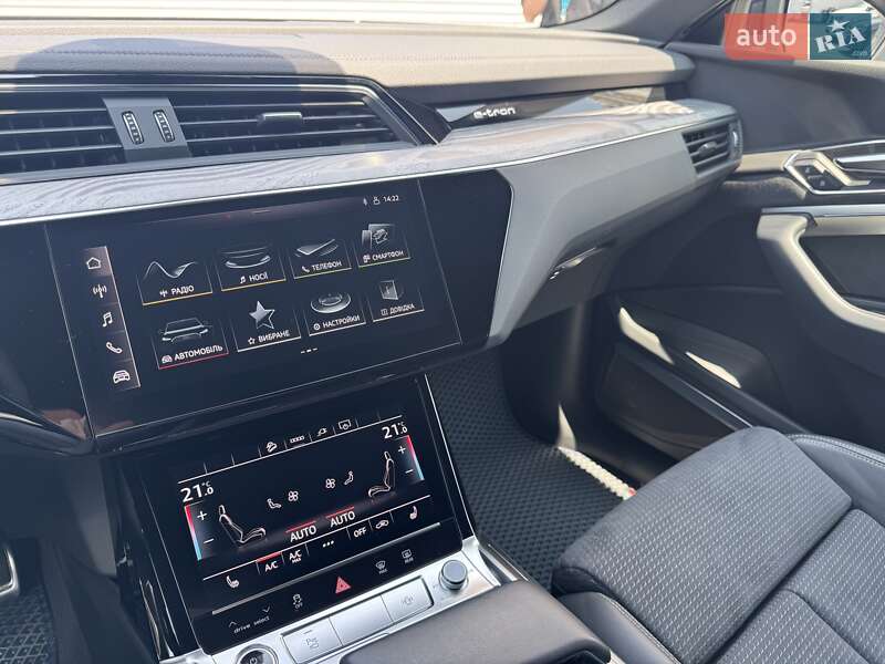 Внедорожник / Кроссовер Audi Q8 e-tron 2023 в Одессе