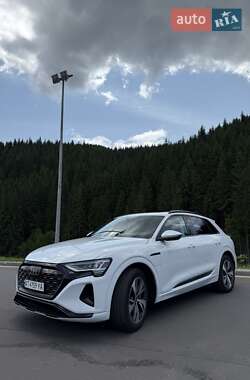 Внедорожник / Кроссовер Audi Q8 e-tron 2023 в 