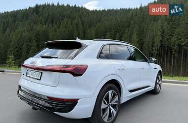 Внедорожник / Кроссовер Audi Q8 e-tron 2023 в 