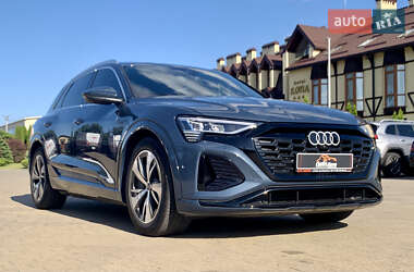 Внедорожник / Кроссовер Audi Q8 e-tron 2023 в 
