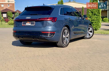 Внедорожник / Кроссовер Audi Q8 e-tron 2023 в 