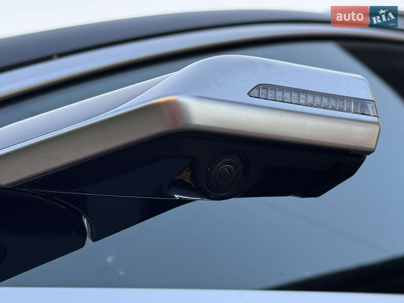 Внедорожник / Кроссовер Audi Q8 e-tron 2023 в Черновцах