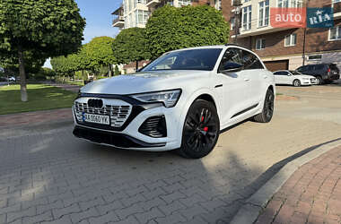 Внедорожник / Кроссовер Audi Q8 e-tron 2023 в Киеве