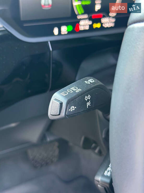 Внедорожник / Кроссовер Audi Q8 e-tron 2023 в Одессе