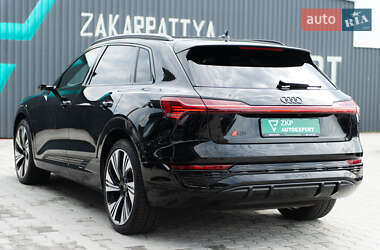 Внедорожник / Кроссовер Audi Q8 e-tron 2023 в 
