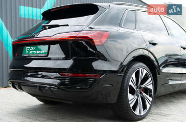 Внедорожник / Кроссовер Audi Q8 e-tron 2023 в 