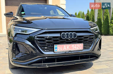 Внедорожник / Кроссовер Audi Q8 e-tron 2023 в 