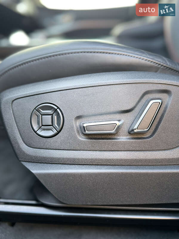 Внедорожник / Кроссовер Audi Q8 e-tron 2023 в Черновцах
