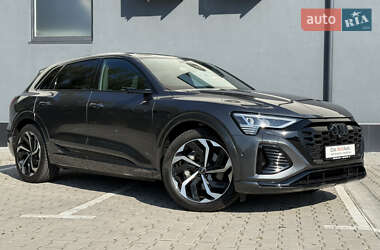 Внедорожник / Кроссовер Audi Q8 e-tron 2023 в 