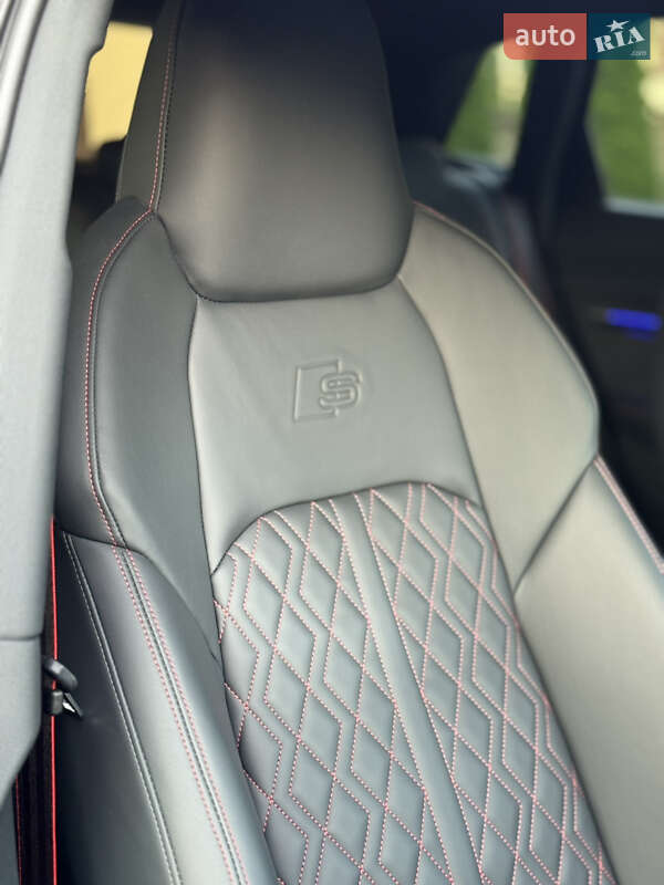 Внедорожник / Кроссовер Audi Q8 e-tron 2023 в Черновцах