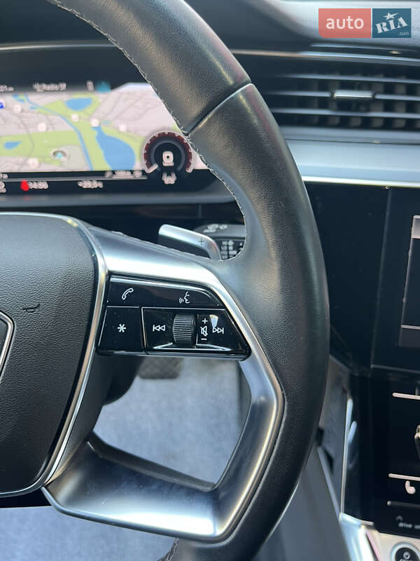 Внедорожник / Кроссовер Audi Q8 e-tron 2023 в Ровно