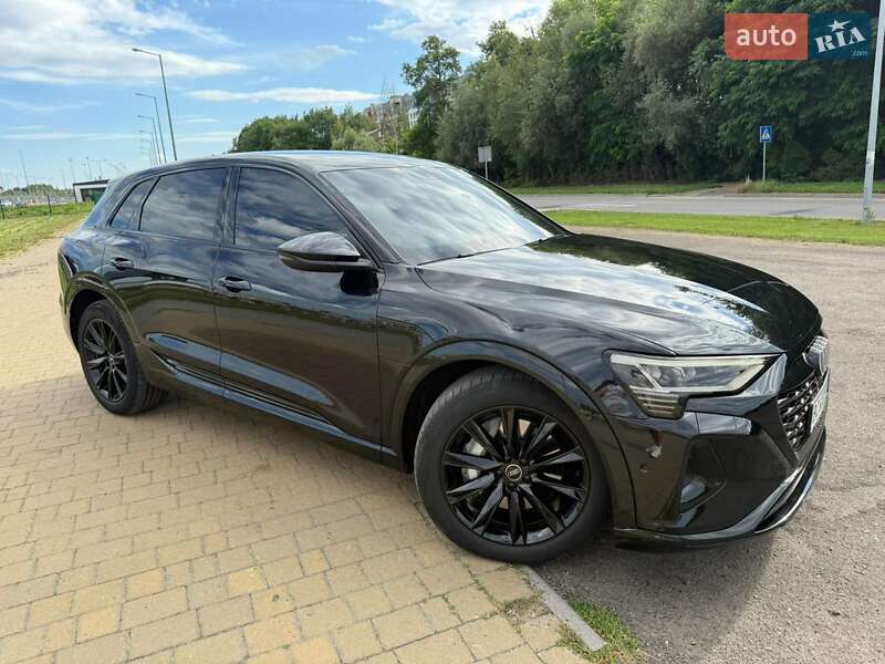 Audi Q8 e-tron 2023