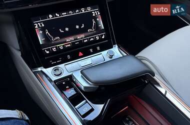 Внедорожник / Кроссовер Audi Q8 e-tron 2024 в 