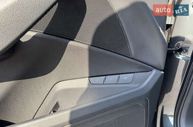 Внедорожник / Кроссовер Audi Q8 e-tron 2023 в 