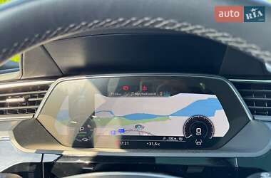 Внедорожник / Кроссовер Audi Q8 e-tron 2023 в 