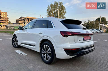 Внедорожник / Кроссовер Audi Q8 e-tron 2024 в Львове