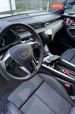 Внедорожник / Кроссовер Audi Q8 e-tron 2023 в 