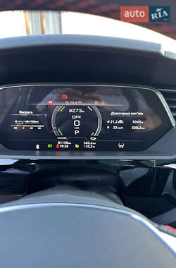 Внедорожник / Кроссовер Audi Q8 e-tron 2023 в 
