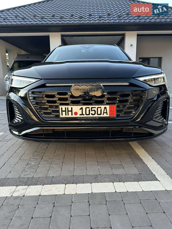 Внедорожник / Кроссовер Audi Q8 e-tron 2023 в Богородчанах
