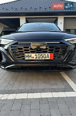 Внедорожник / Кроссовер Audi Q8 e-tron 2023 в 