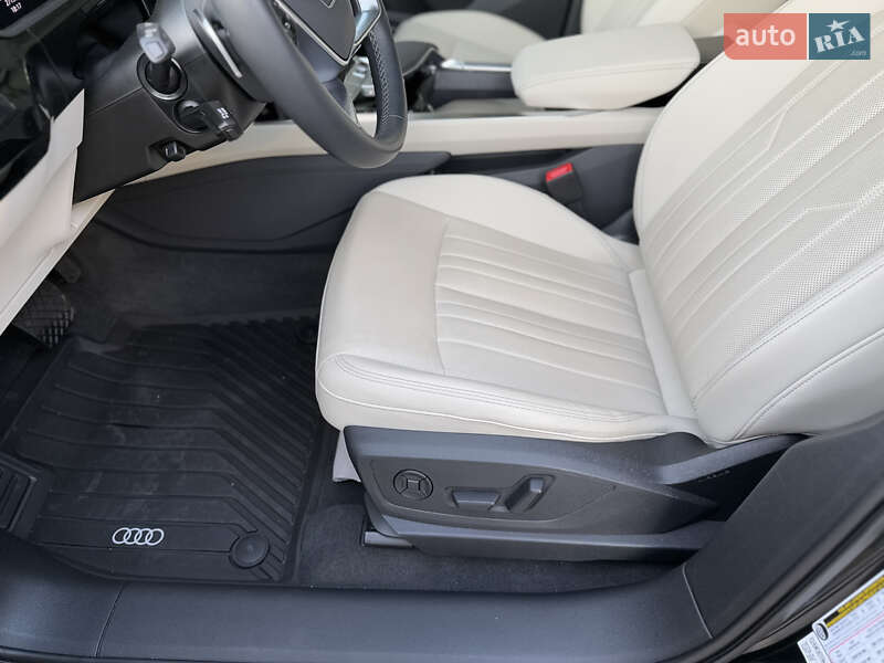 Внедорожник / Кроссовер Audi Q8 e-tron 2023 в Киеве фото 24 Внедорожник / Кроссовер Audi Q8 e-tron 2023 в Киеве