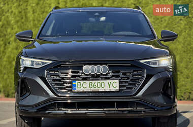 Позашляховик / Кросовер Audi Q8 e-tron 2023 в 