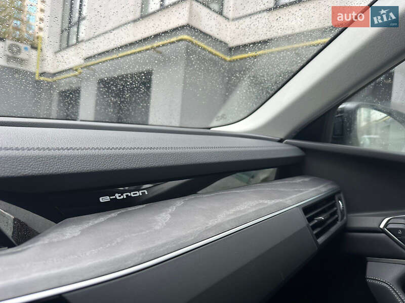 Позашляховик / Кросовер Audi Q8 e-tron 2023 в Івано-Франківську фото 4 Позашляховик / Кросовер Audi Q8 e-tron 2023 в Івано-Франківську