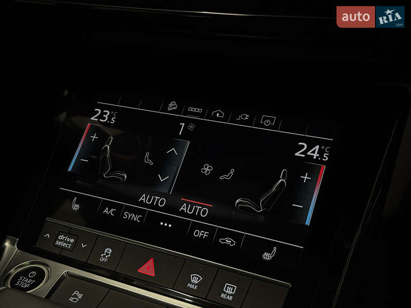 Внедорожник / Кроссовер Audi Q8 e-tron 2023 в Николаеве