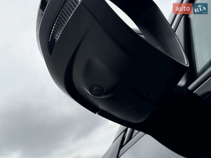 Внедорожник / Кроссовер Audi Q8 e-tron 2023 в Мукачево