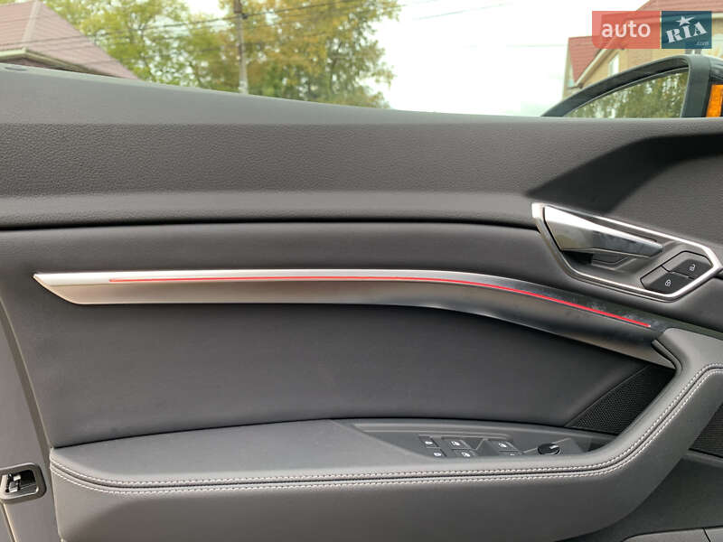 Внедорожник / Кроссовер Audi Q8 e-tron 2024 в Бердичеве фото 16 Внедорожник / Кроссовер Audi Q8 e-tron 2024 в Бердичеве